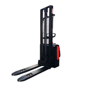 Електричний штабелер GTM PSE15-C 3600 самохідний 1,5т 3,6м AGM 2×12В 106Aг